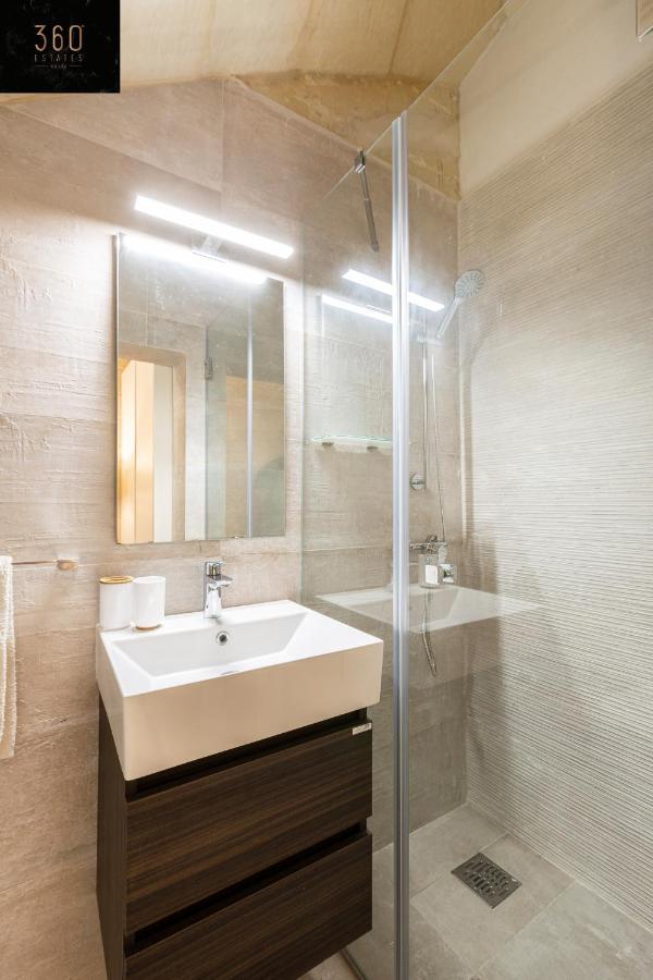 Casa de Férias Historical Gem, Lux With Rooftop Pool By 360 Estates Mdina