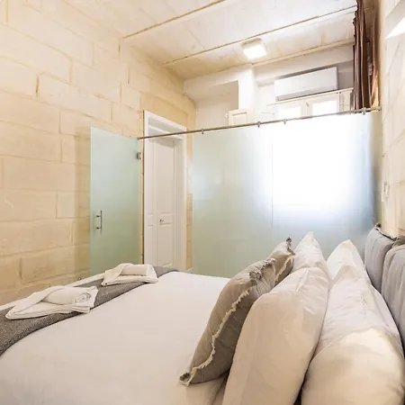 Historical Mdina Gem, Lux Home With Rooftop Pool By 360 Estates Exterior photo