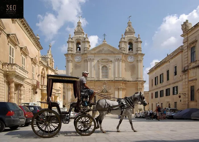 Historical Mdina Gem, Lux Home With Rooftop Pool By 360 Estates
